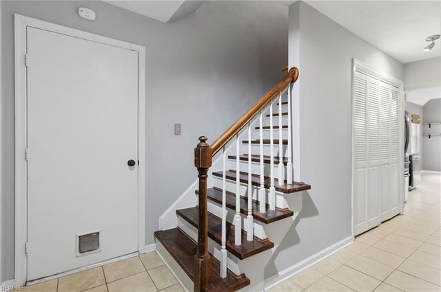147 Canterbury RN, Newport News, VA 23602