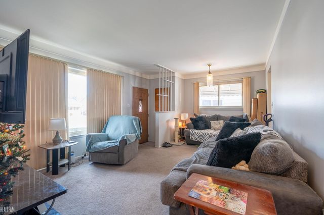 21612 Bon Brae Street, St Clair Shores, MI 48081