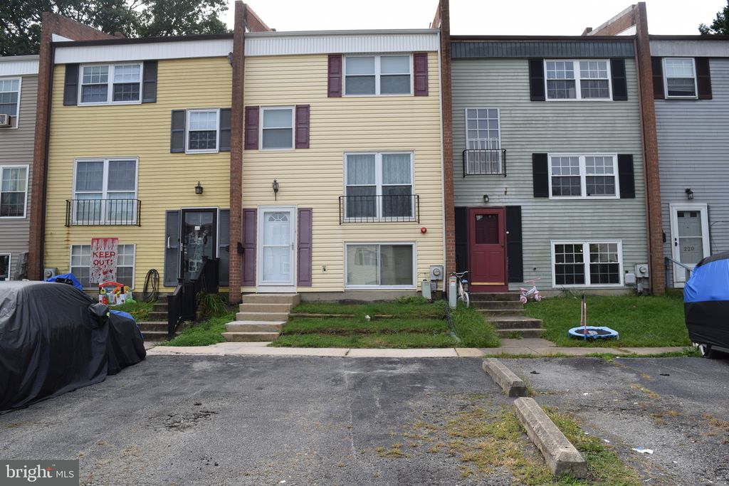 216 WHITHERSPOON LN, Newark, DE 19713