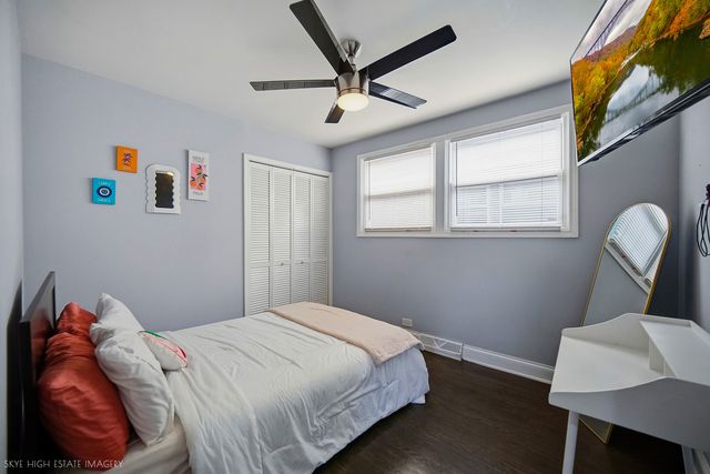 1238 W 112th Place, Chicago, IL 60643