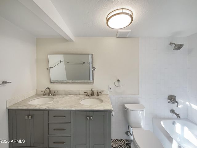 7626 E CATALINA Drive, Scottsdale, AZ 85251