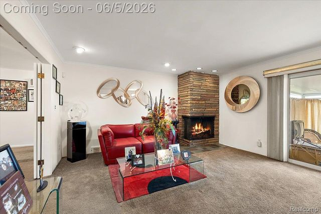 17141 Westhampton Road, Southfield, MI 48075