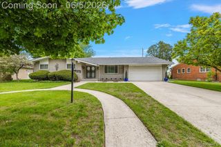 17141 Westhampton Road, Southfield, MI 48075