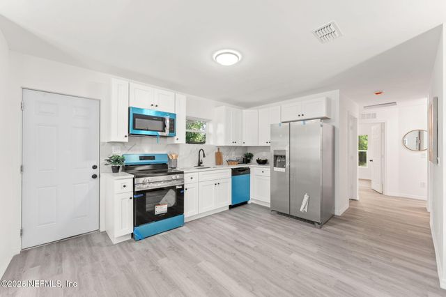 1071 N CANAL Street, Jacksonville, FL 32209