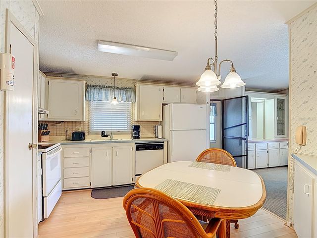 10321 MARINETTE AVENUE, Hudson, FL 34667