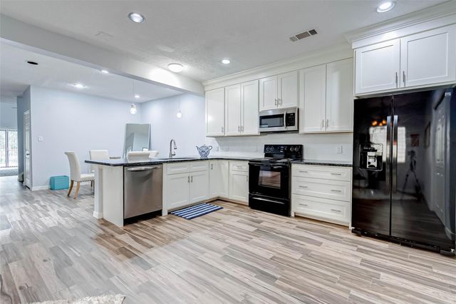 395 Rancho Bauer Drive, Houston, TX 77079