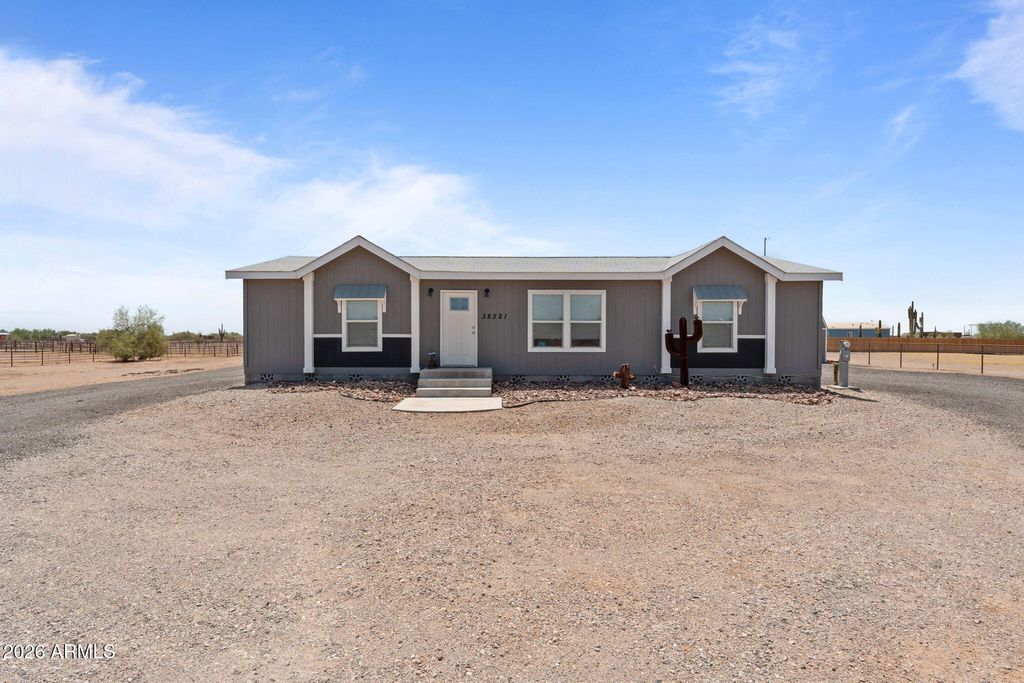 38321 N 251ST Avenue, Morristown, AZ 85342 — exterior