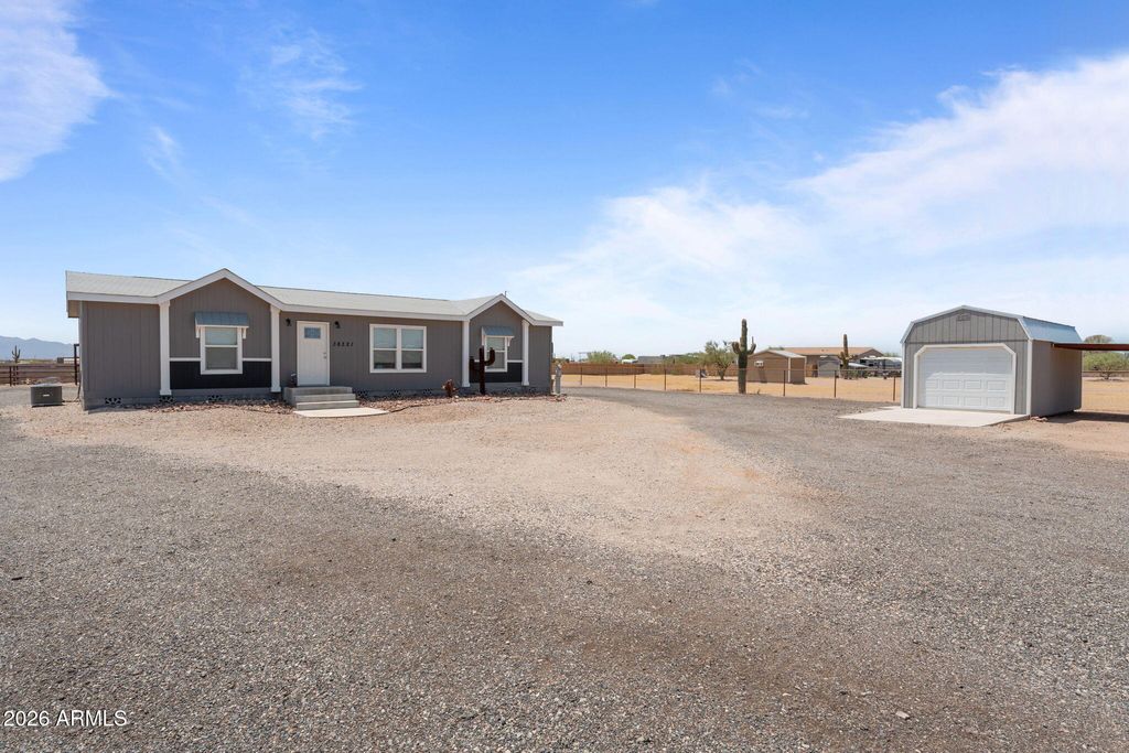 38321 N 251ST Avenue, Morristown, AZ 85342 — photo 2