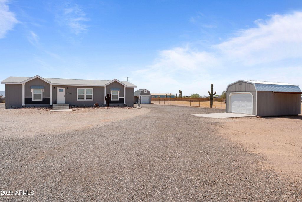 38321 N 251ST Avenue, Morristown, AZ 85342 — photo 5