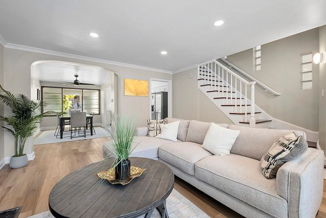 7225 S Sangamon Street, Chicago, IL 60621