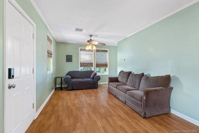 318 S Welty St Street, Iowa, LA 70647