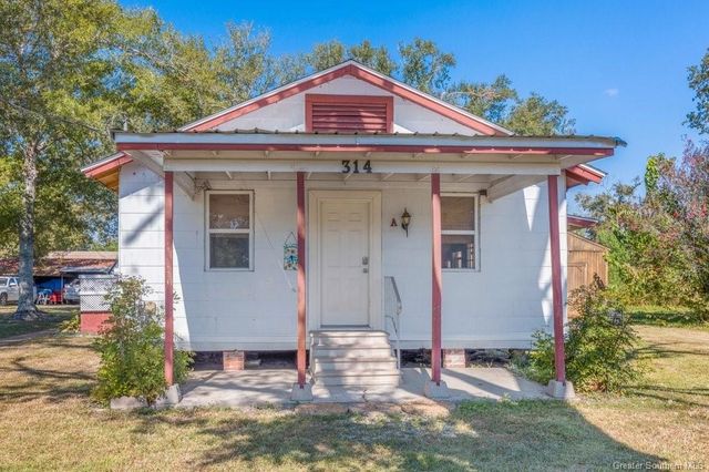 318 S Welty St Street, Iowa, LA 70647