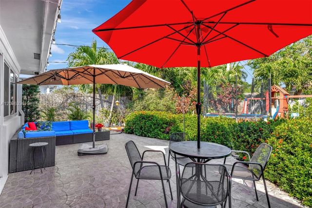 2261 NE 62nd St, Fort Lauderdale, FL 33308