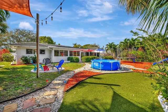 2261 NE 62nd St, Fort Lauderdale, FL 33308