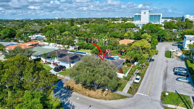 2261 NE 62nd St, Fort Lauderdale, FL 33308