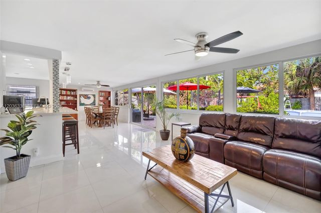 2261 NE 62nd St, Fort Lauderdale, FL 33308
