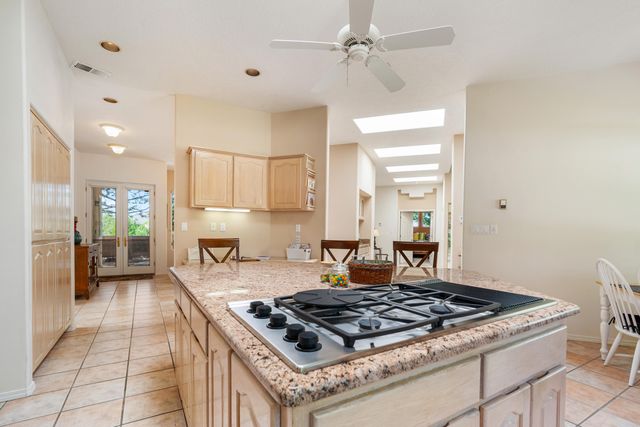 12116 Coral Dawn Road NE, Albuquerque, NM 87122