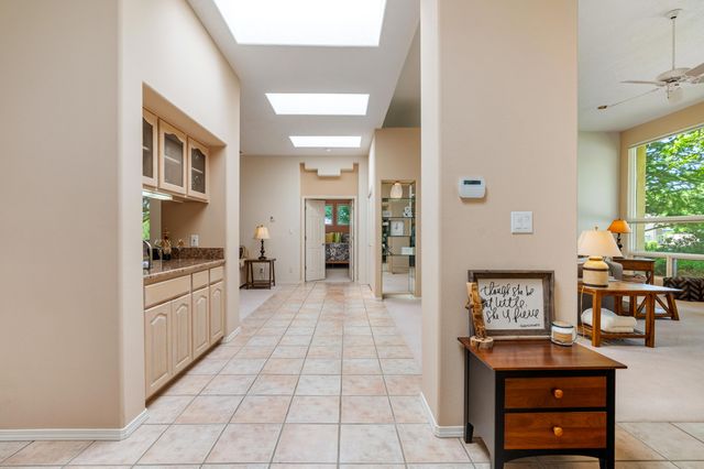 12116 Coral Dawn Road NE, Albuquerque, NM 87122