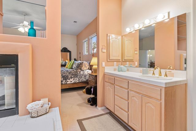 12116 Coral Dawn Road NE, Albuquerque, NM 87122