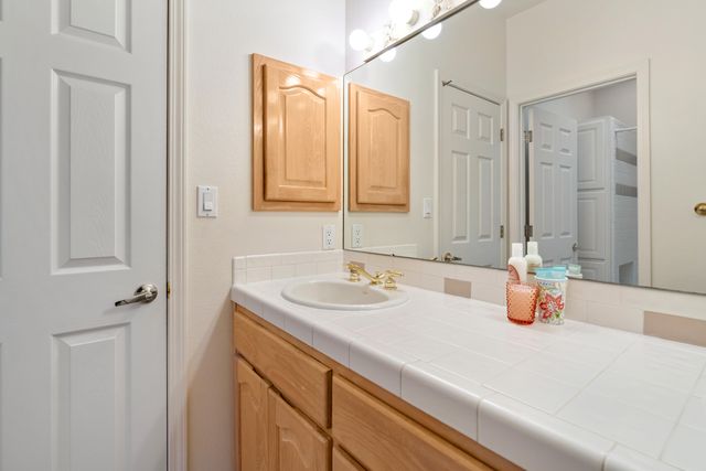 12116 Coral Dawn Road NE, Albuquerque, NM 87122