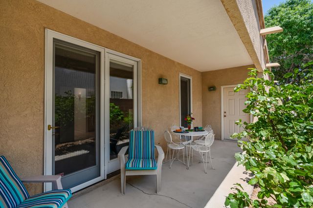 12116 Coral Dawn Road NE, Albuquerque, NM 87122