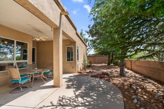 12116 Coral Dawn Road NE, Albuquerque, NM 87122