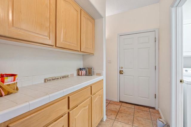 12116 Coral Dawn Road NE, Albuquerque, NM 87122