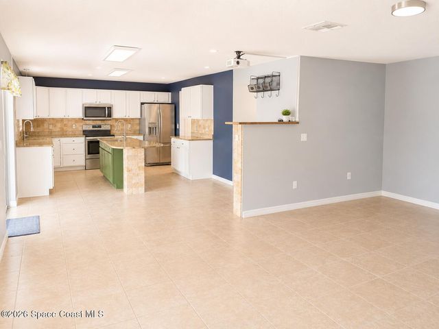 3072 Chica Circle, Melbourne, FL 32904