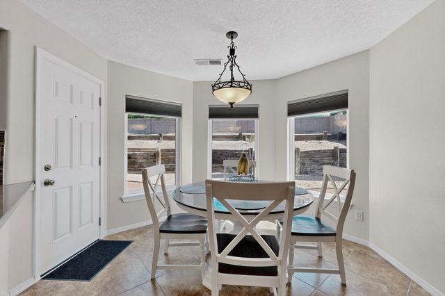 8424 GORDON SNIDOW Court NE, Albuquerque, NM 87122