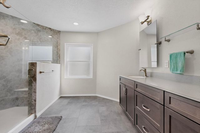 8424 GORDON SNIDOW Court NE, Albuquerque, NM 87122