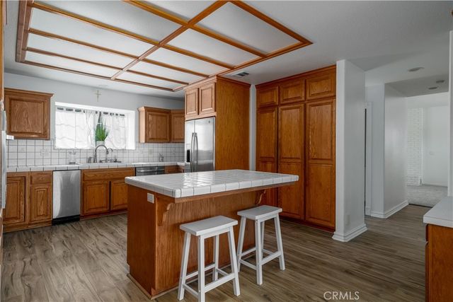 17835 Hayes Avenue, Lake Elsinore, CA 92530