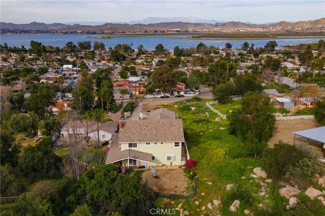 17835 Hayes Avenue, Lake Elsinore, CA 92530