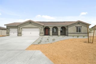 14878 Desert Lily Court, Apple Valley, CA 92307