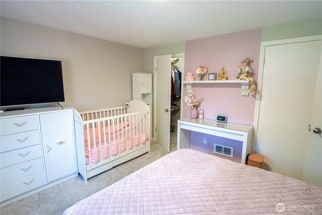 12022 SE 223rd DR, Kent, WA 98031