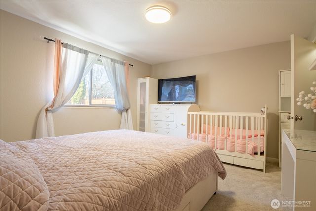 12022 SE 223rd DR, Kent, WA 98031