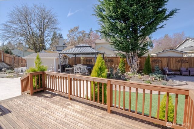 12022 SE 223rd DR, Kent, WA 98031