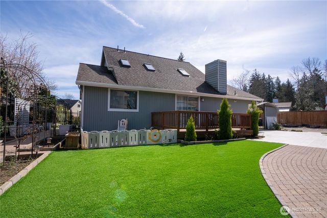 12022 SE 223rd DR, Kent, WA 98031