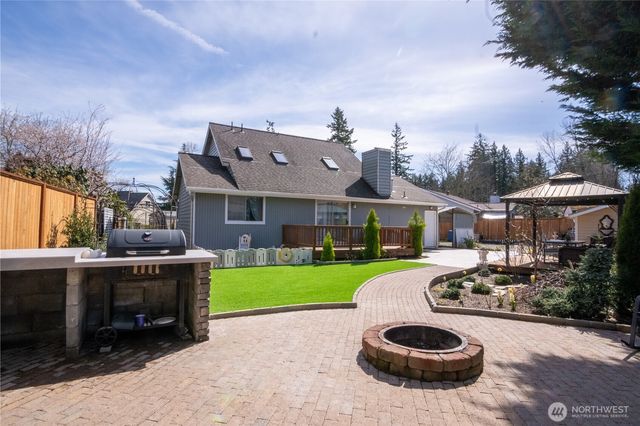 12022 SE 223rd DR, Kent, WA 98031