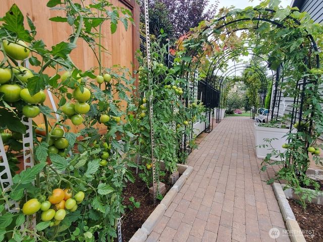 12022 SE 223rd DR, Kent, WA 98031