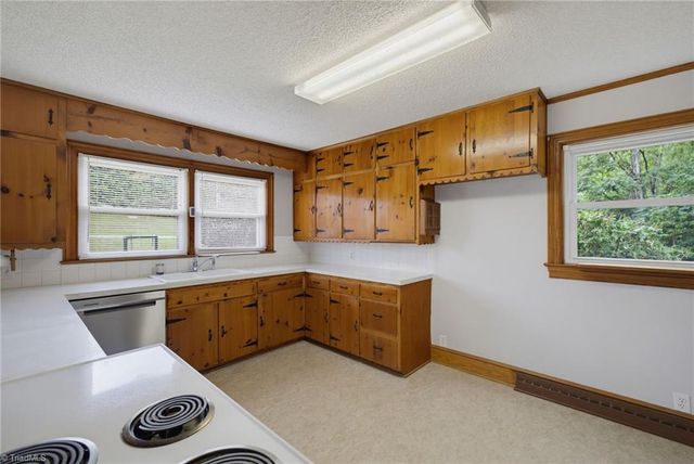 339 Petree Road, Winston-salem, NC 27106