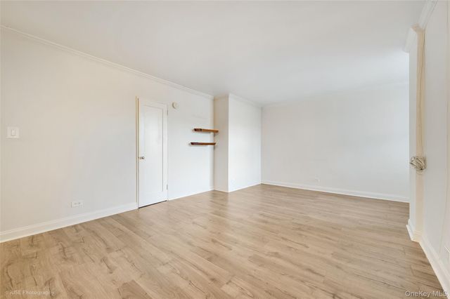 39-25 51st Avenue 3E, Woodside, NY 11377