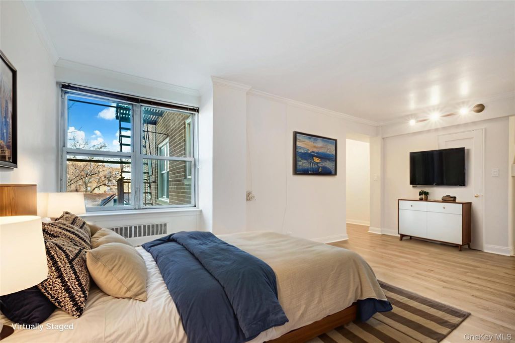 39-25 51st Avenue 3E, Woodside, NY 11377