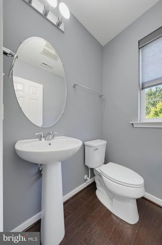 11 FAIRBANKS DR, Gaithersburg, MD 20877