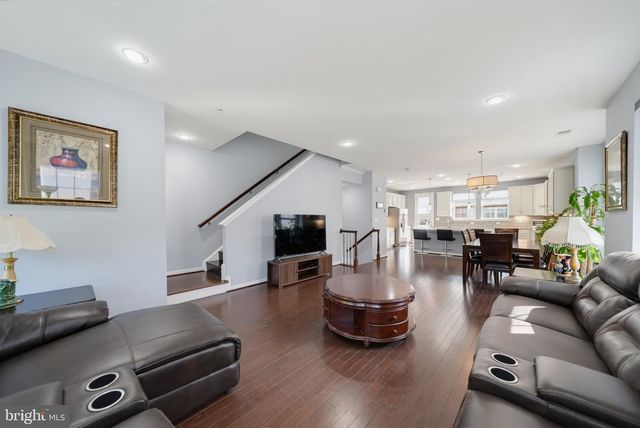 11 FAIRBANKS DR, Gaithersburg, MD 20877