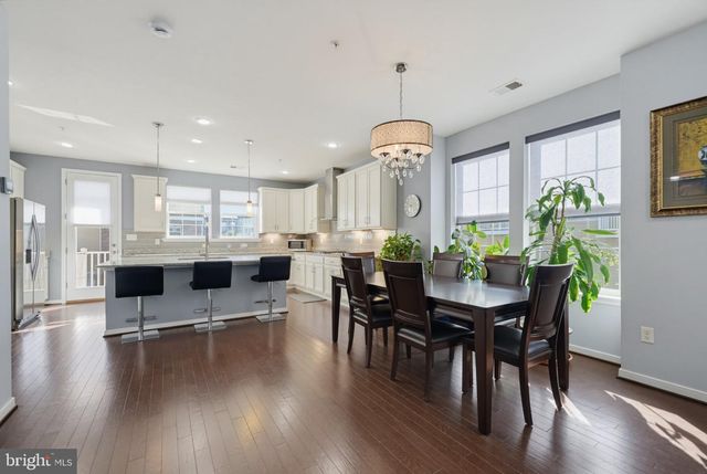 11 FAIRBANKS DR, Gaithersburg, MD 20877