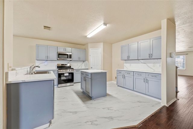 19526 Cliffsage Court, Cypress, TX 77433