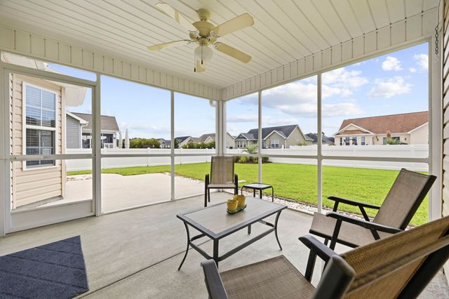 1077 Lizzie Ln., Surfside Beach, SC 29575
