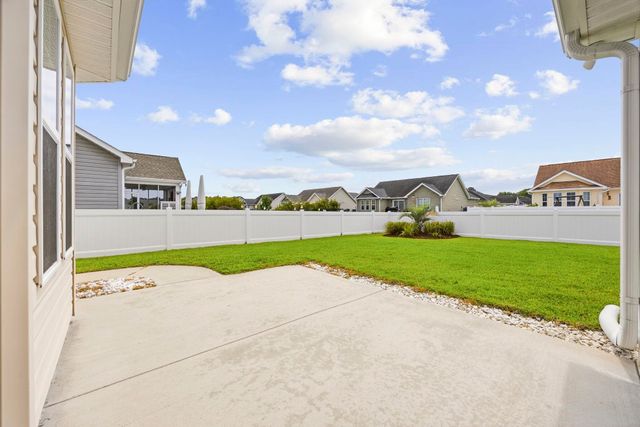 1077 Lizzie Ln., Surfside Beach, SC 29575
