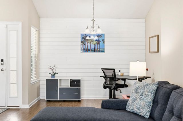 1077 Lizzie Ln., Surfside Beach, SC 29575