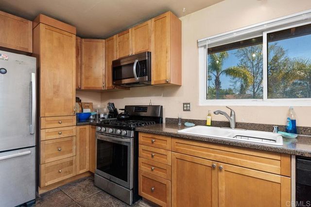 420 N Pacific St, San Marcos, CA 92069